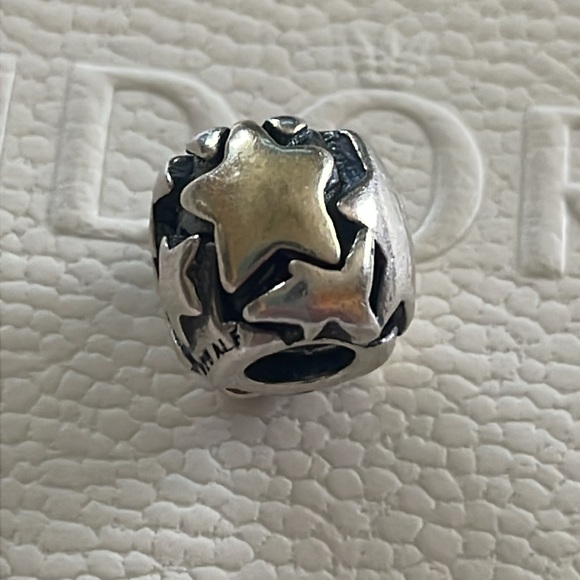 Pandora rare retired two tone star charm - Picture 2 of 3